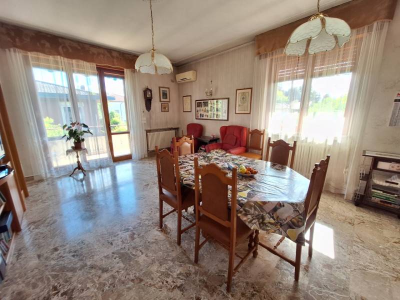 casa indipendente in vendita a Vicenza in zona Laghetto