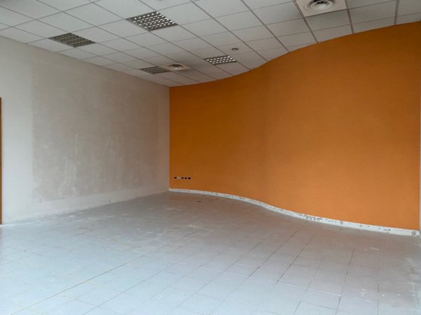locale di sgombero in vendita a Vicenza