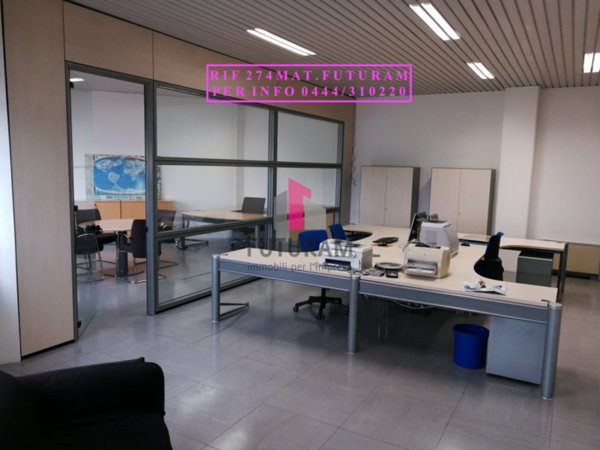 ufficio in vendita a Vicenza