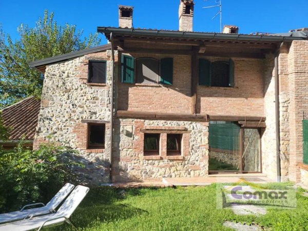 casa indipendente in vendita a Vicenza in zona Monte Berico
