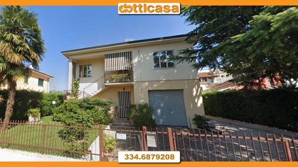 casa indipendente in vendita a Vicenza in zona Polegge