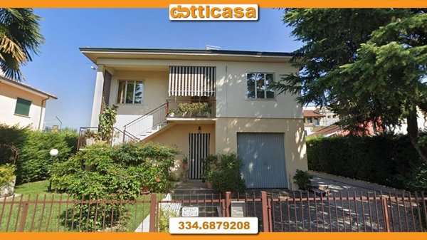 casa indipendente in vendita a Vicenza in zona Polegge