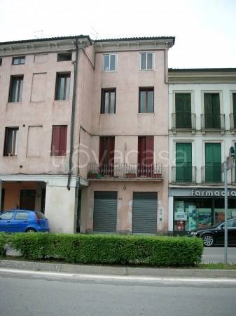 appartamento in vendita a Vicenza in zona Centro Storico