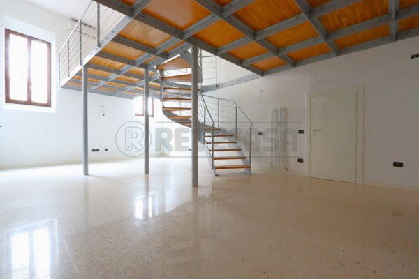 appartamento in vendita a Vicenza in zona Centro Storico