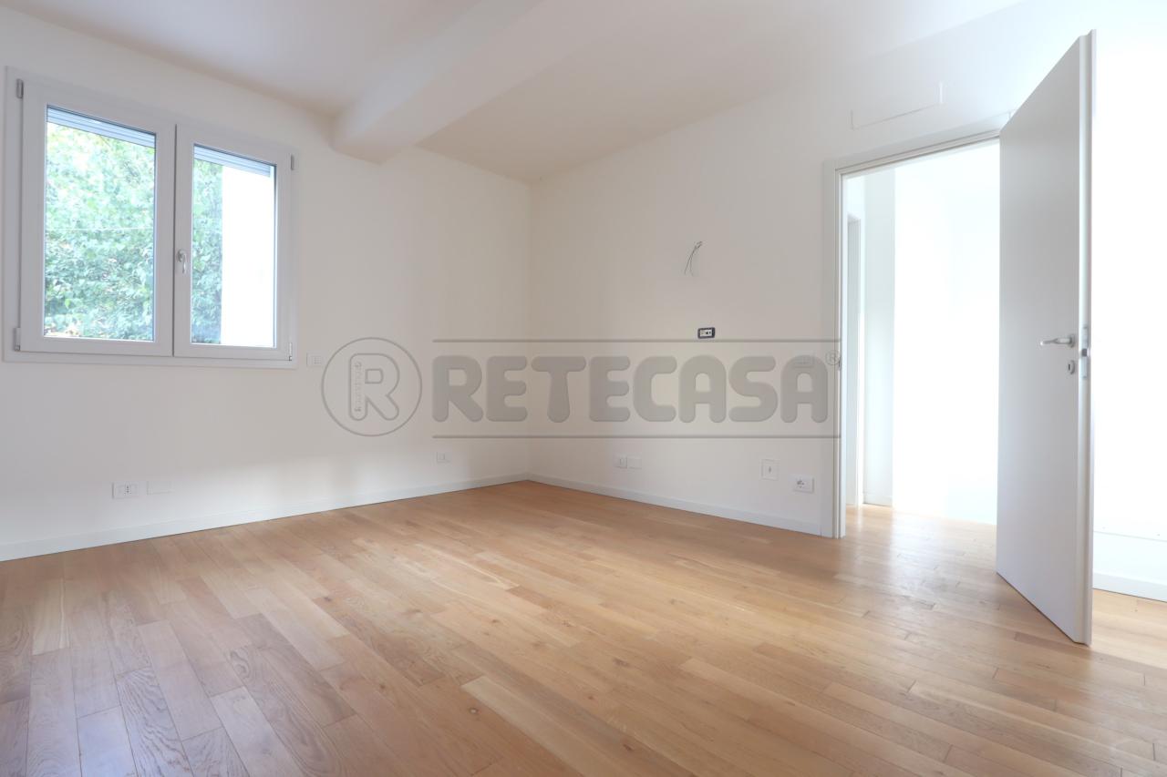 casa indipendente in vendita a Vicenza in zona San Felice