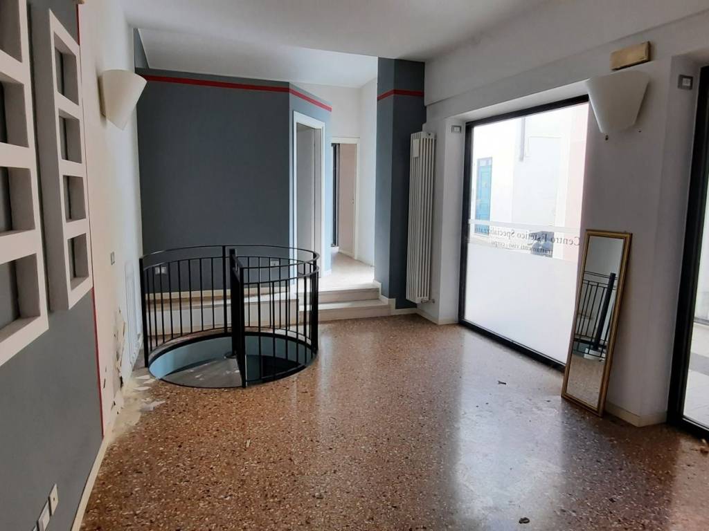 negozio in vendita a Vicenza