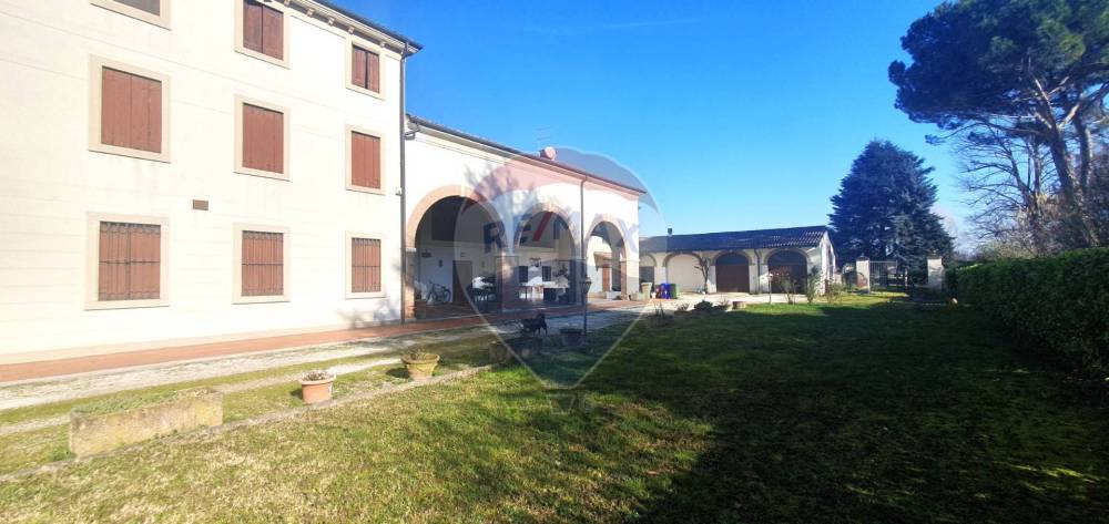 casa indipendente in vendita a Vicenza in zona Borgo Casale
