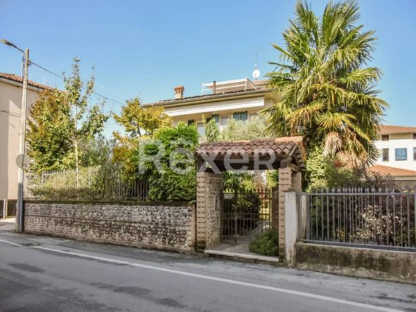 casa indipendente in vendita a Vicenza in zona San Bortolo/San Paolo