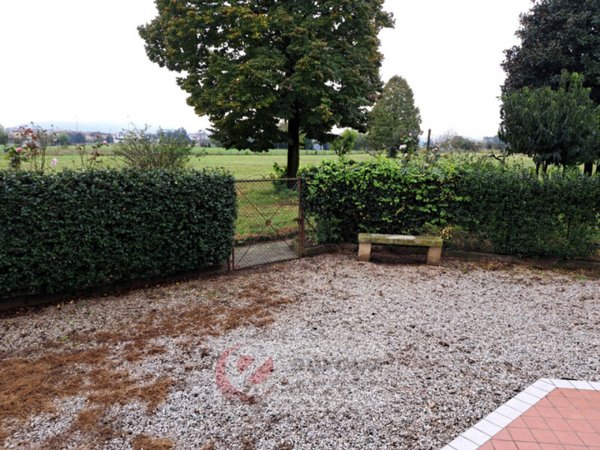 casa indipendente in vendita a Vicenza in zona Settecà