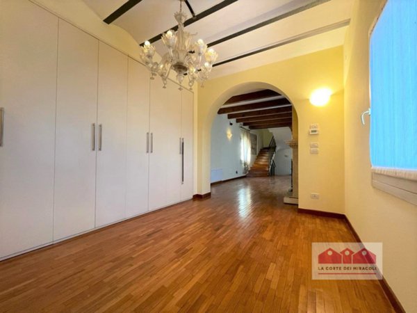 casa indipendente in vendita a Vicenza in zona Monte Berico