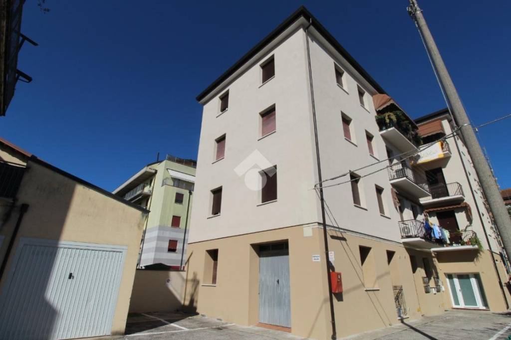 appartamento in vendita a Vicenza in zona Pio X
