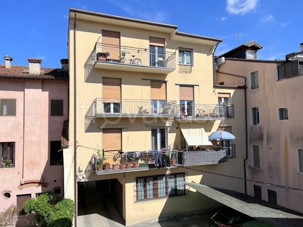 appartamento in vendita a Vicenza in zona Centro Storico