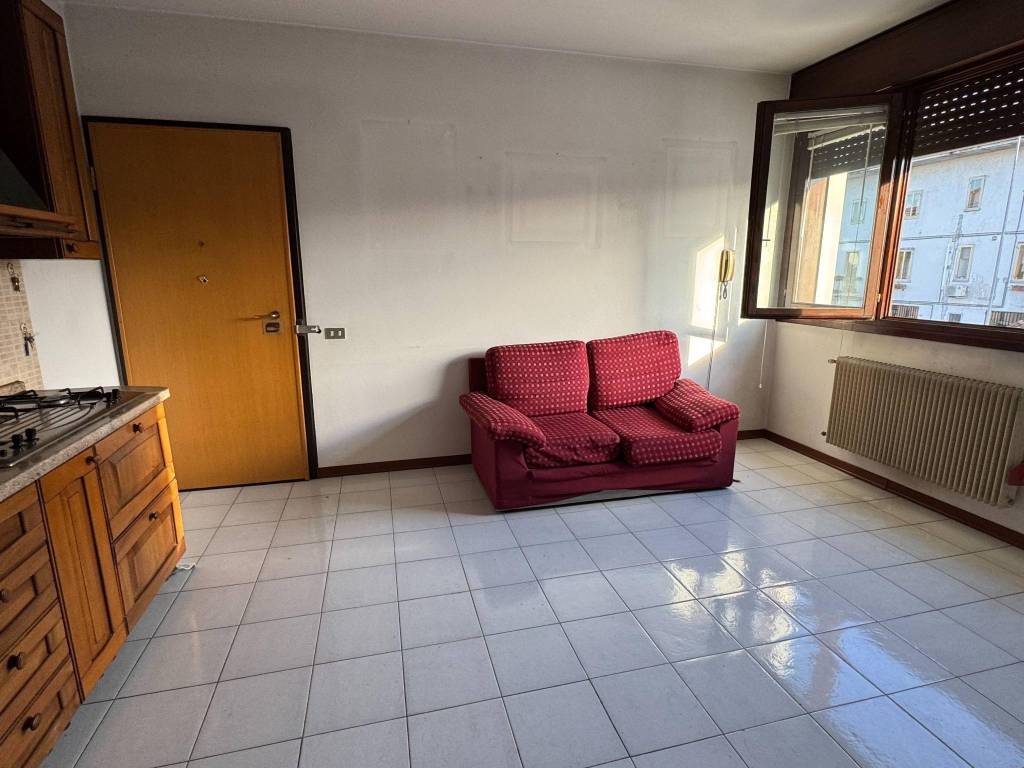 appartamento in vendita a Vicenza in zona San Bortolo/San Paolo