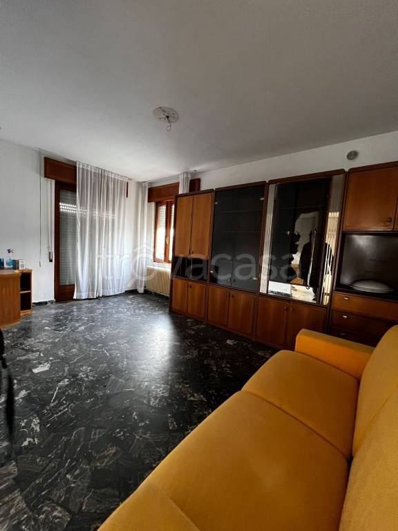 appartamento in vendita a Vicenza in zona Cattane