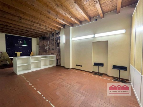 ufficio in vendita a Vicenza in zona Centro Storico