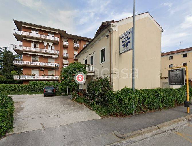 casa indipendente in vendita a Vicenza in zona Centro Storico