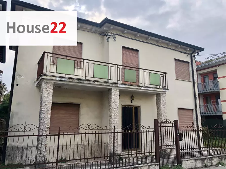 casa indipendente in vendita a Vicenza