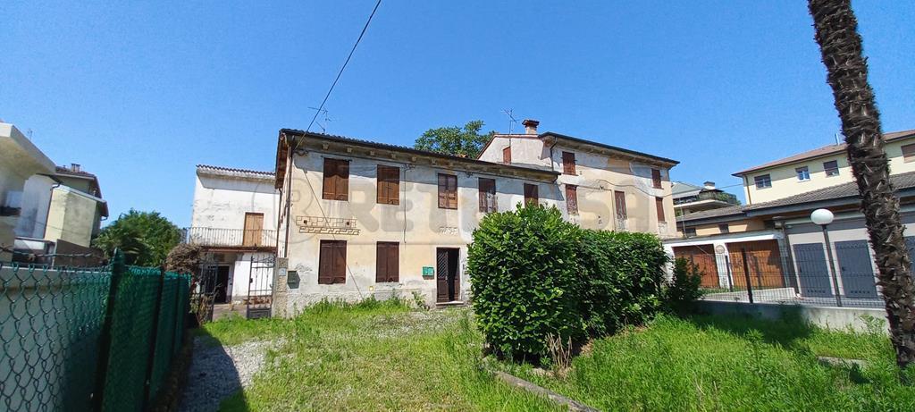 appartamento in vendita a Vicenza in zona Ferrovieri