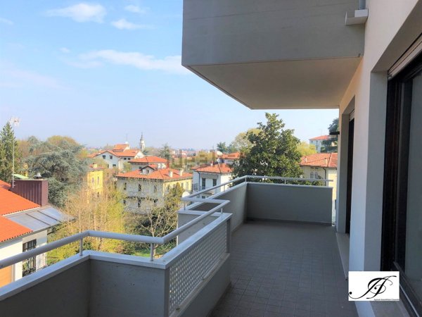appartamento in vendita a Vicenza in zona Monte Berico