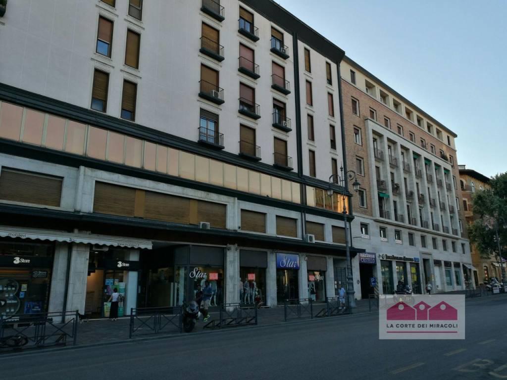 negozio in vendita a Vicenza in zona Centro Storico