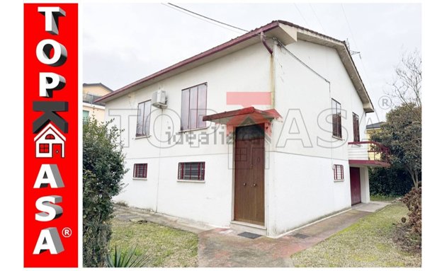 casa indipendente in vendita a Vicenza