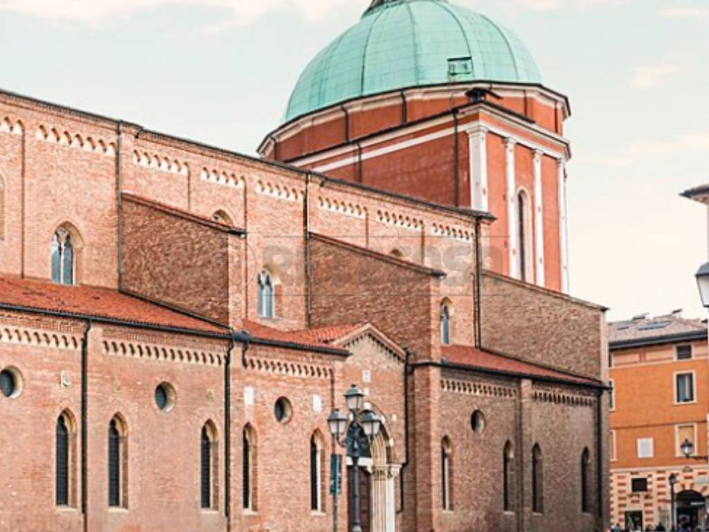 appartamento in vendita a Vicenza in zona Centro Storico