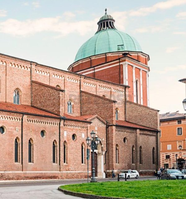 appartamento in vendita a Vicenza in zona Centro Storico