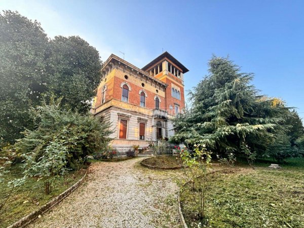 casa indipendente in vendita a Vicenza in zona Cattane