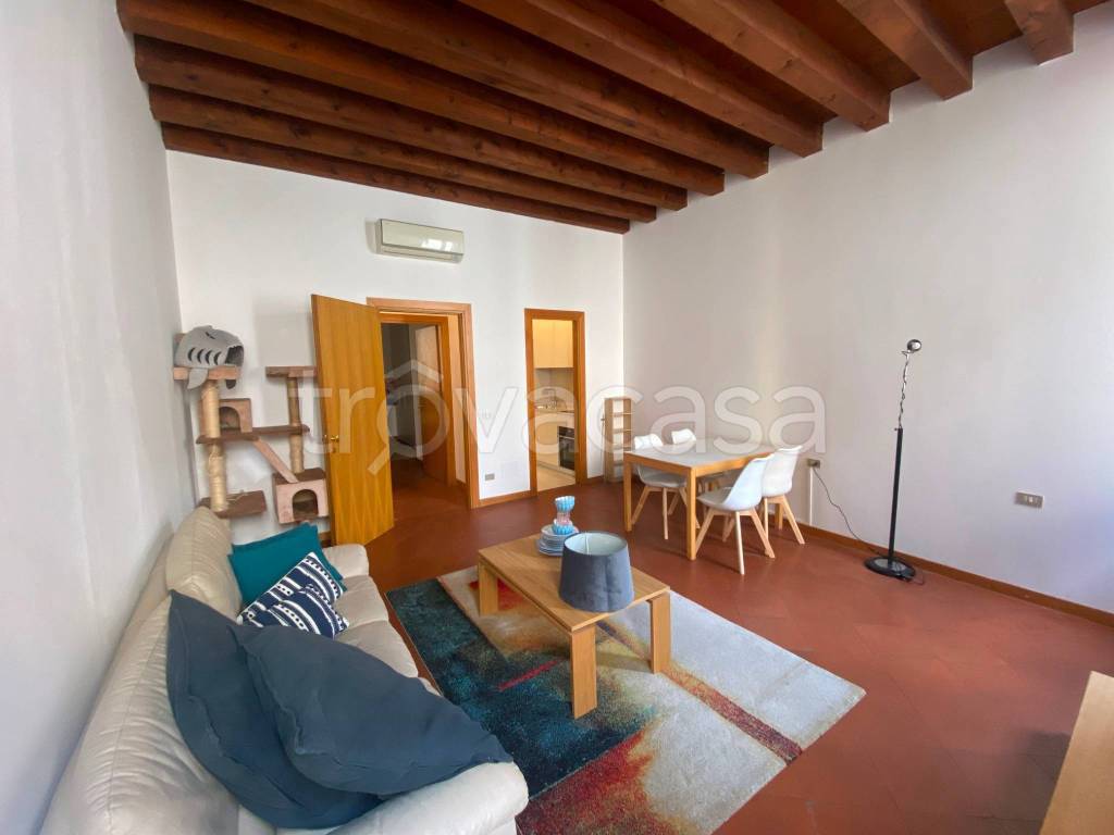 appartamento in vendita a Vicenza in zona Centro Storico
