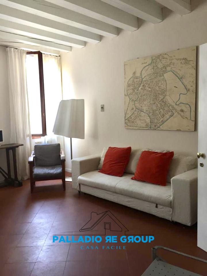 appartamento in vendita a Vicenza in zona Borgo Berga