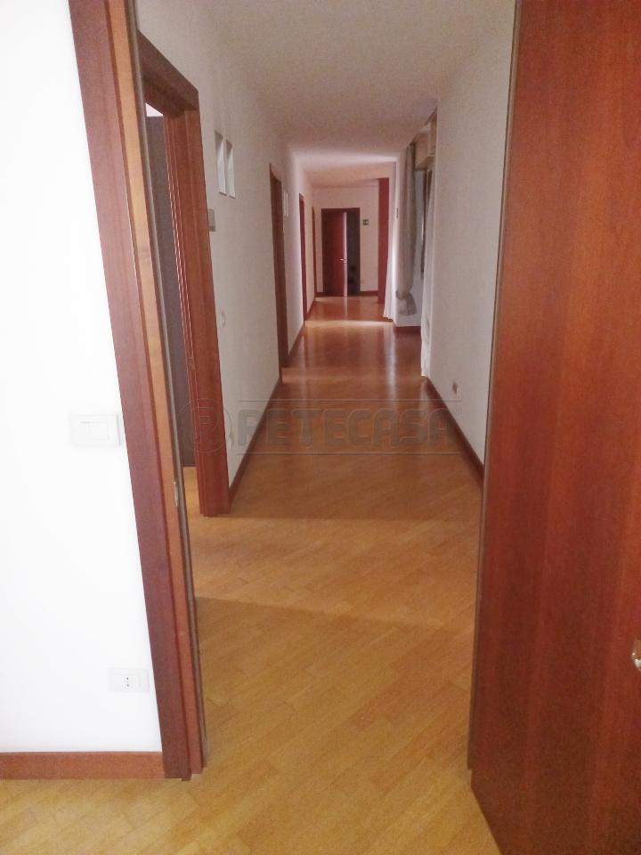 appartamento in vendita a Vicenza in zona Cattane