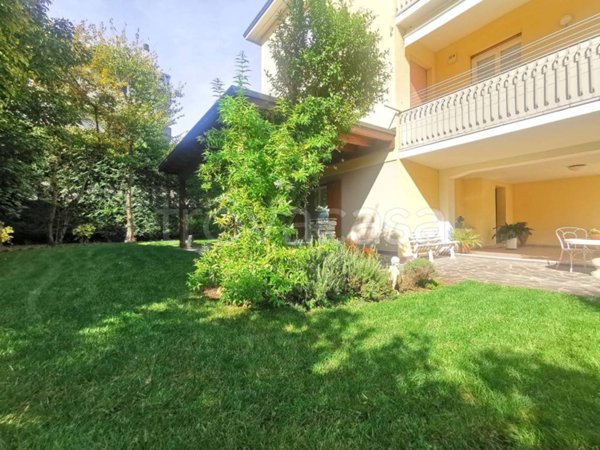 casa indipendente in vendita a Vicenza in zona San Bortolo/San Paolo