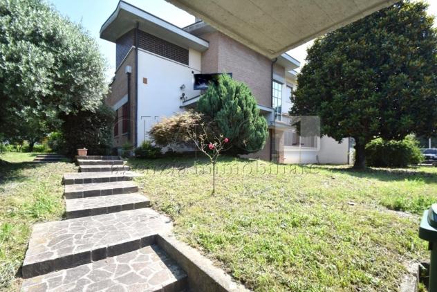 casa indipendente in vendita a Vicenza in zona Saviabona