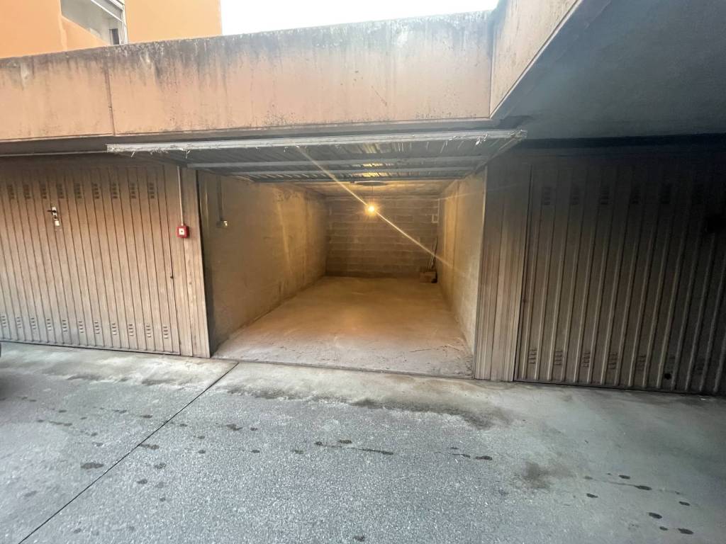 locale di sgombero in vendita a Vicenza in zona San Lazzaro/Pomari