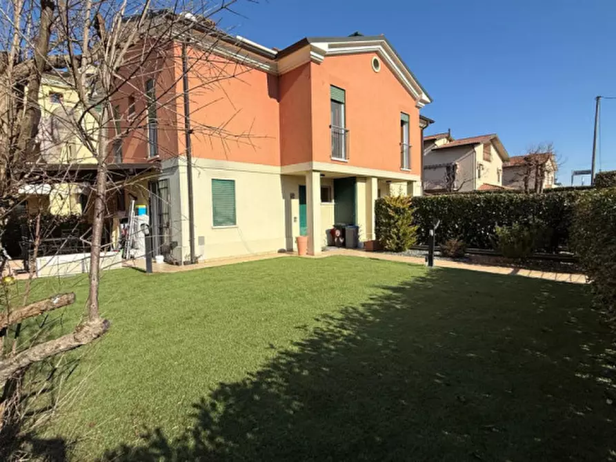 casa indipendente in vendita a Vicenza