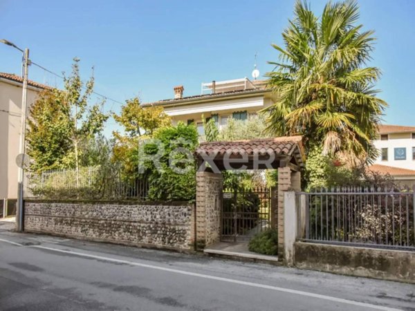 casa indipendente in vendita a Vicenza in zona Polegge