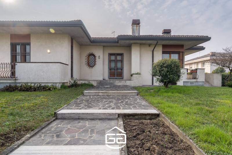 casa indipendente in vendita a Vicenza in zona Laghetto