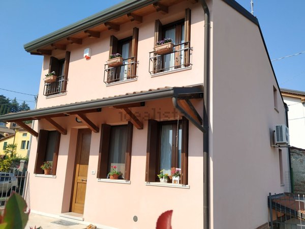appartamento in vendita a Vicenza in zona Debba