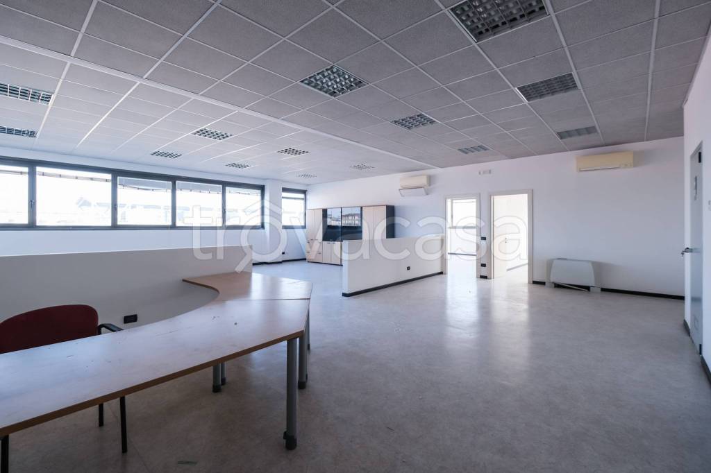 ufficio in vendita a Vicenza in zona Ferrovieri