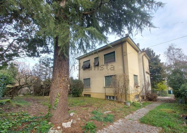 casa indipendente in vendita a Vicenza in zona Campedello