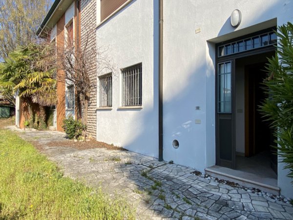 casa indipendente in vendita a Vicenza in zona Centro Storico