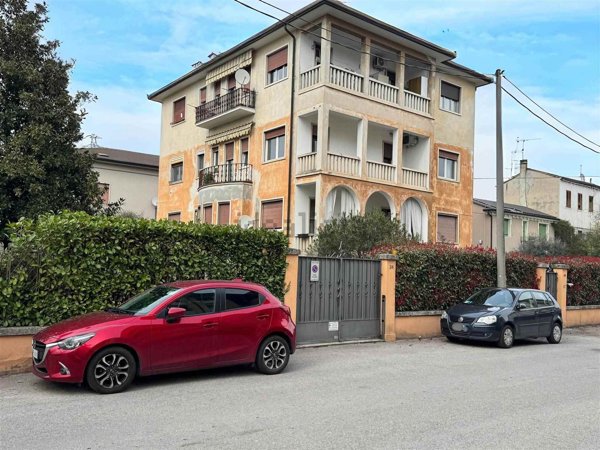 appartamento in vendita a Vicenza in zona Centro Storico
