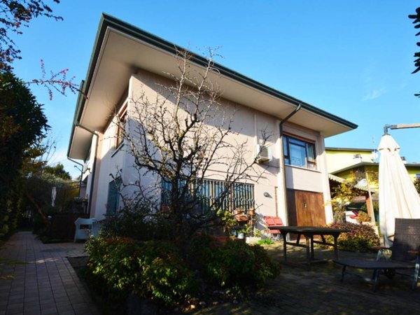 casa indipendente in vendita a Vicenza in zona Laghetto