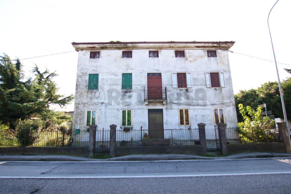 casa indipendente in vendita a Vicenza in zona Centro Storico