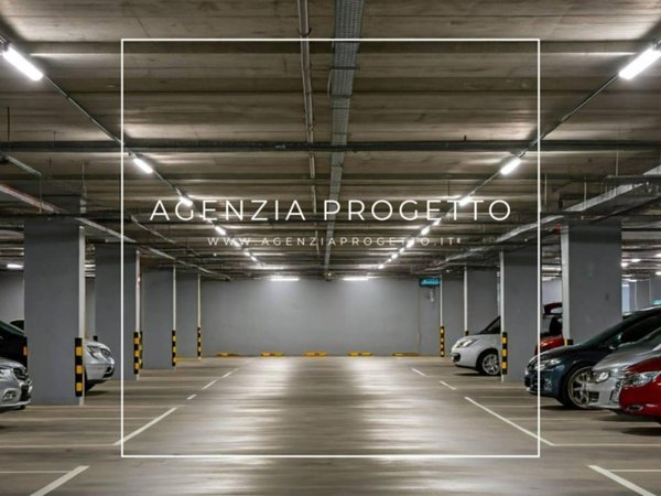 negozio in vendita a Vicenza in zona Borgo Berga