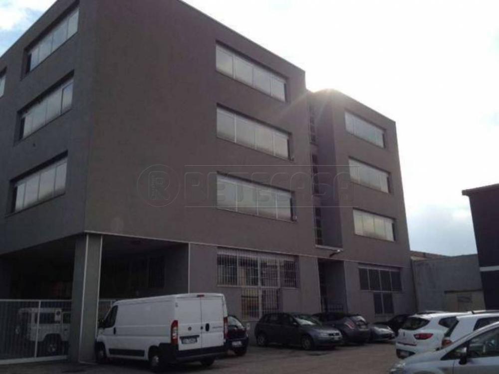 locale di sgombero in vendita a Vicenza