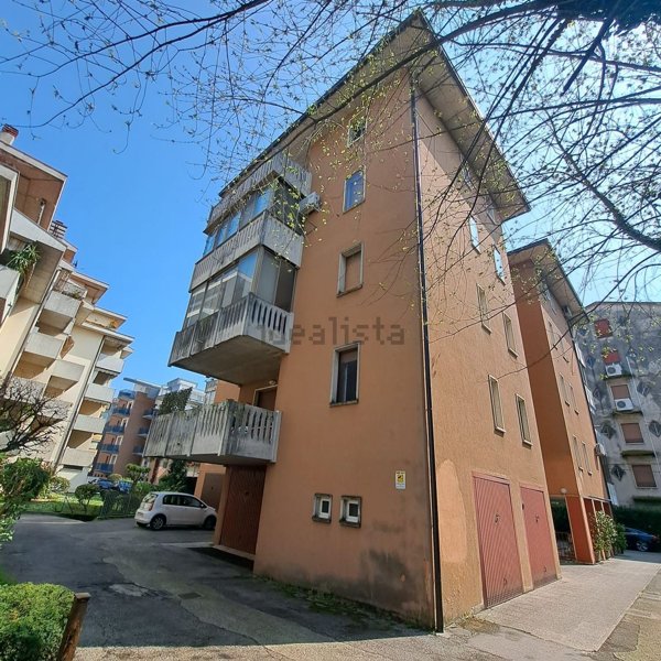 appartamento in vendita a Vicenza in zona San Bortolo/San Paolo