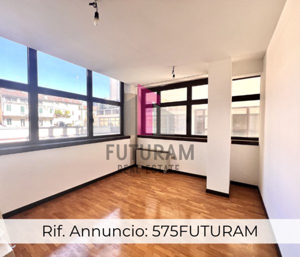 ufficio in vendita a Vicenza