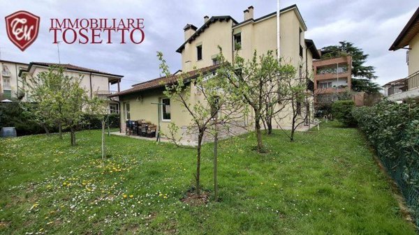 casa indipendente in vendita a Vicenza in zona San Bortolo/San Paolo