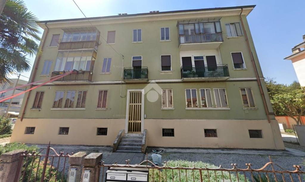 appartamento in vendita a Vicenza in zona Borgo Berga